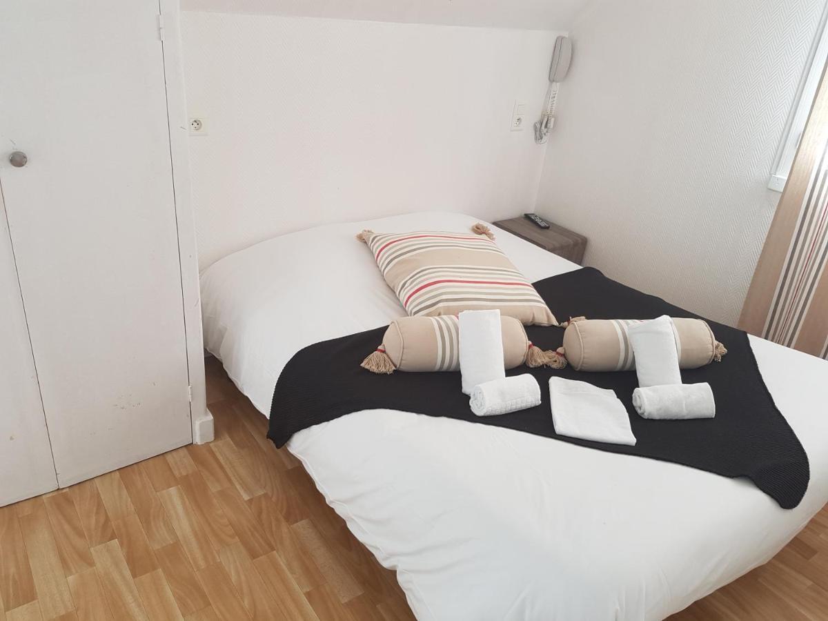 Auberge Le Guinefort Léhon Dış mekan fotoğraf